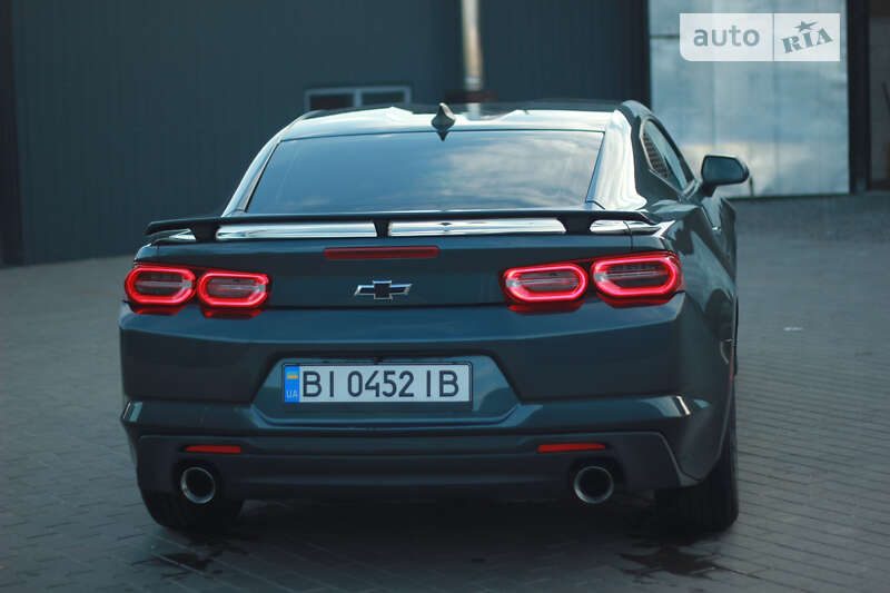 Купе Chevrolet Camaro 2018 в Полтаві