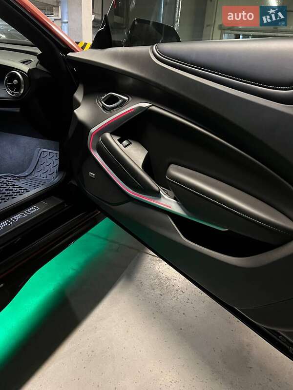 Купе Chevrolet Camaro 2017 в Львові