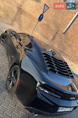 Купе Chevrolet Camaro 2016 в 