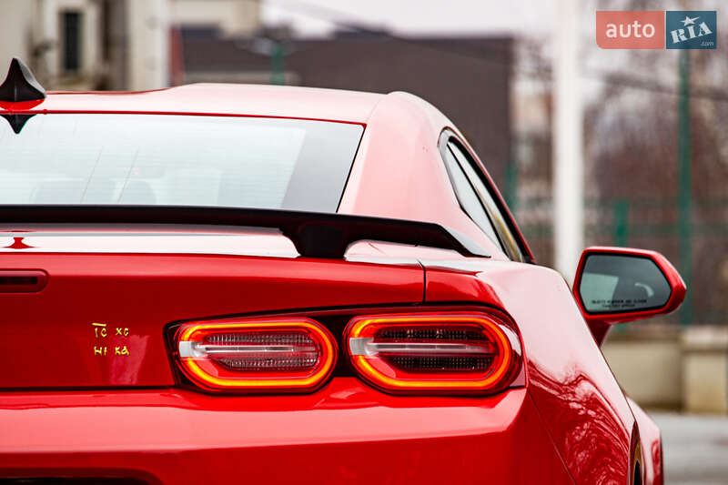 Купе Chevrolet Camaro 2019 в Львові