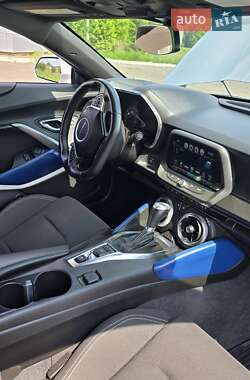 Купе Chevrolet Camaro 2016 в 