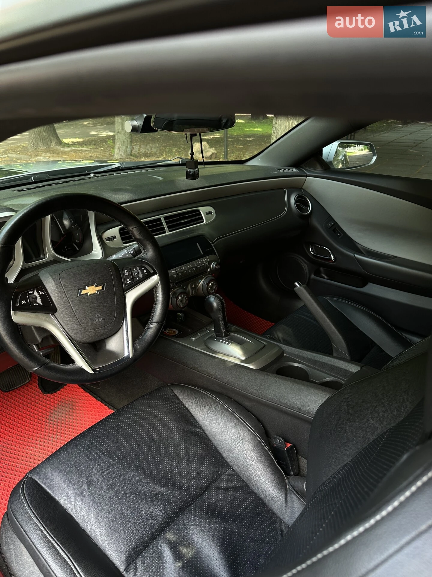 2015 Chevrolet Camaro - мініатюра 17