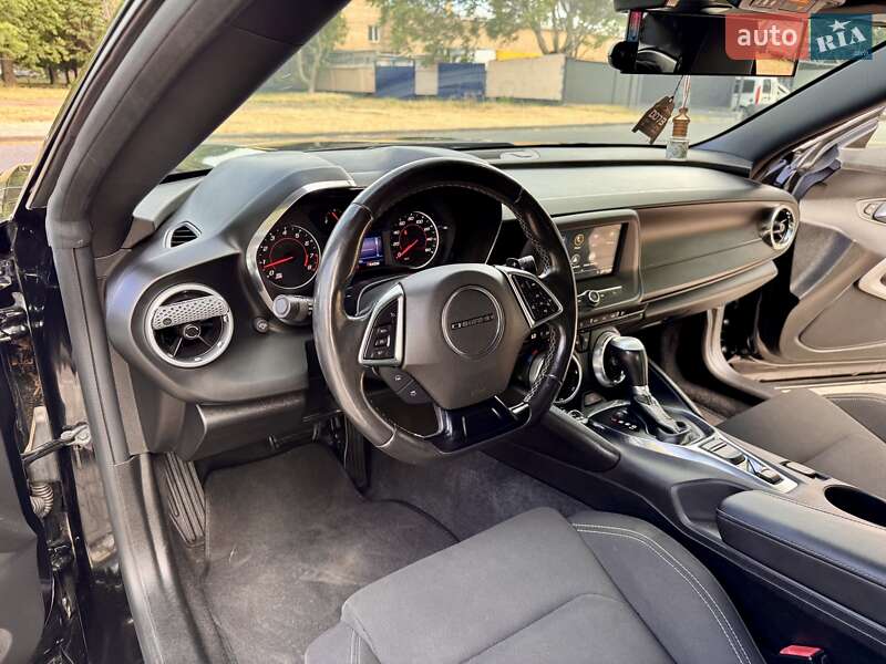 Кабриолет Chevrolet Camaro 2019 в Одессе фото 53 Кабриолет Chevrolet Camaro 2019 в Одессе