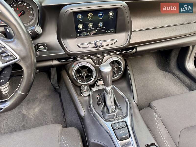 Кабриолет Chevrolet Camaro 2019 в Одессе фото 71 Кабриолет Chevrolet Camaro 2019 в Одессе