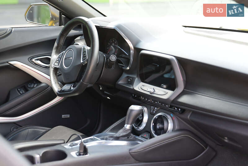 Купе Chevrolet Camaro 2016 в Києві фото 28 Купе Chevrolet Camaro 2016 в Києві