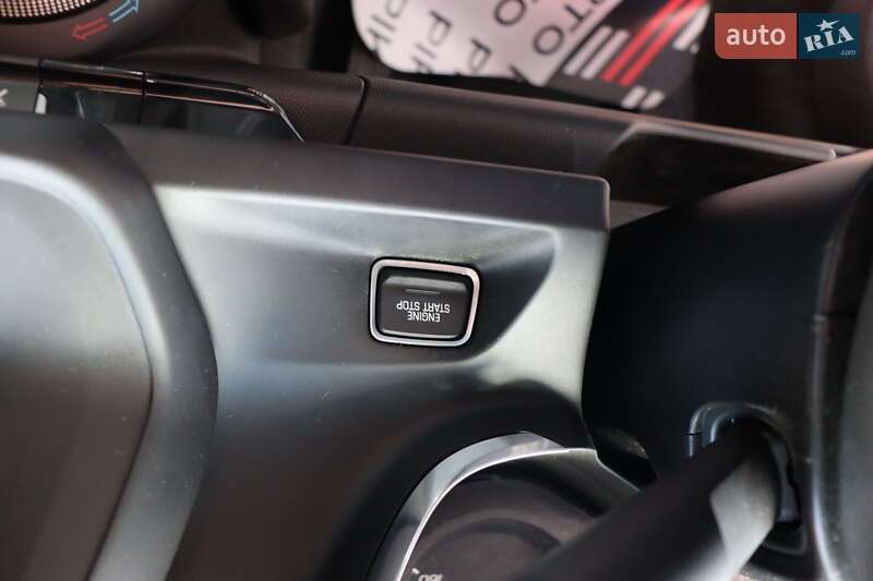 Купе Chevrolet Camaro 2019 в Львове