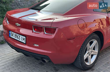 Купе Chevrolet Camaro 2011 в 