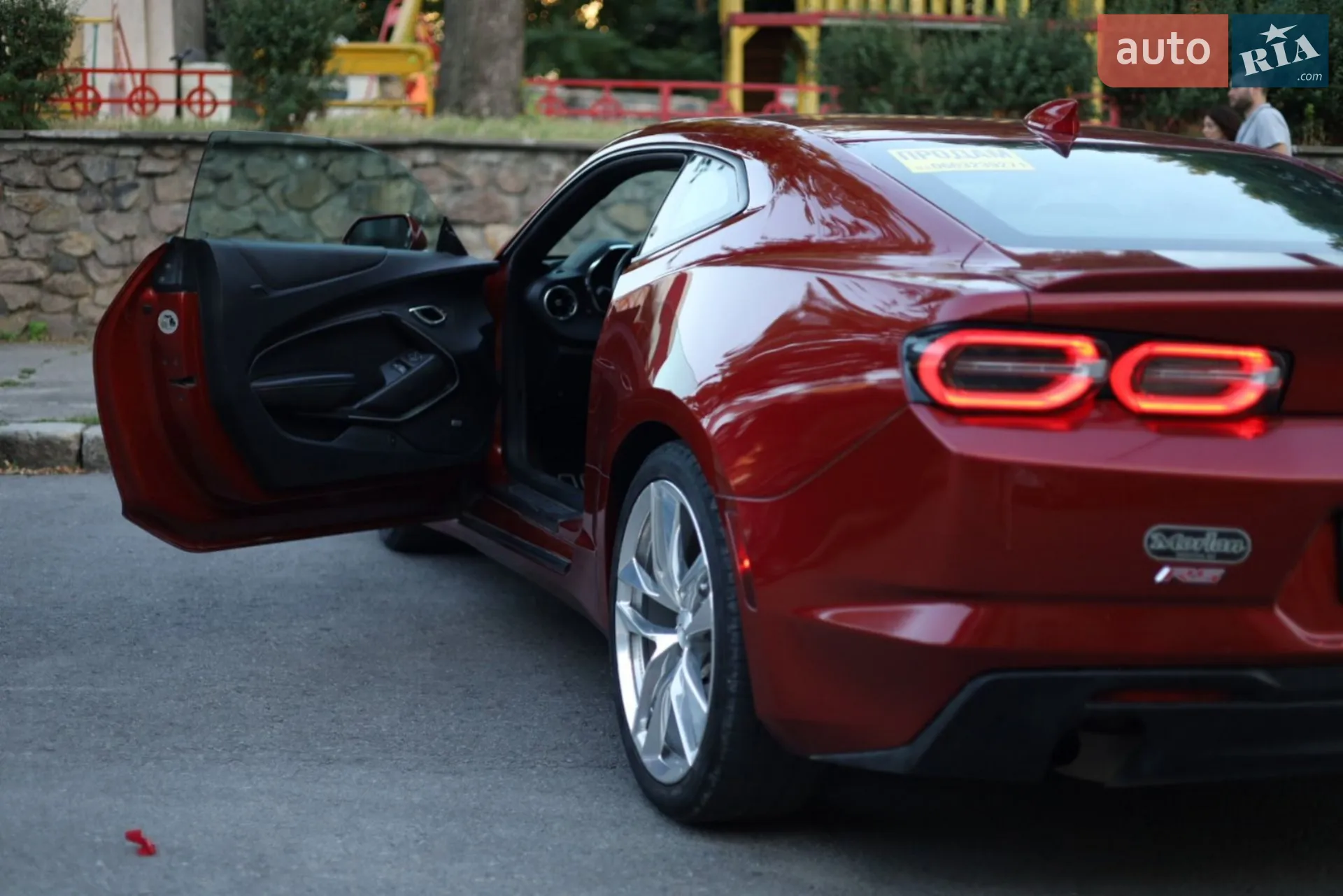 2019 Chevrolet Camaro - мініатюра 25