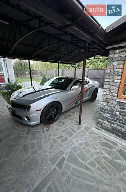 Купе Chevrolet Camaro 2012 в 