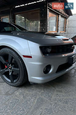 Купе Chevrolet Camaro 2012 в 