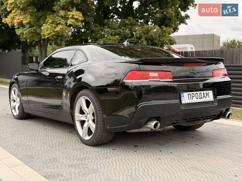 Купе Chevrolet Camaro 2015 в Сарнах