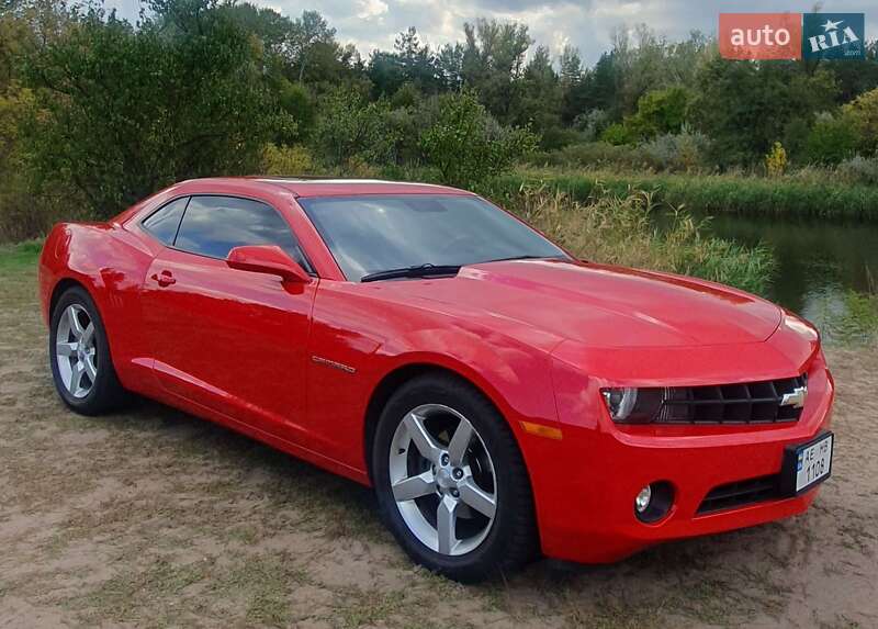 Купе Chevrolet Camaro 2011 в Дніпрі