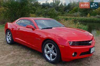 Купе Chevrolet Camaro 2011 в 