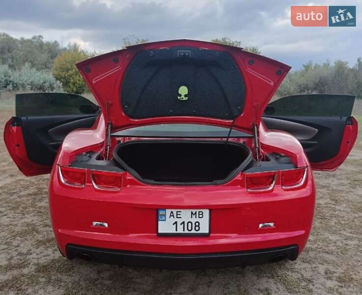 Купе Chevrolet Camaro 2011 в Дніпрі