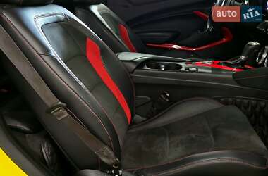Купе Chevrolet Camaro 2016 в 