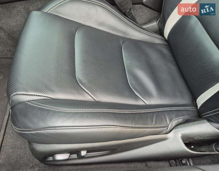 Купе Chevrolet Camaro 2020 в Києві фото 26 Купе Chevrolet Camaro 2020 в Києві