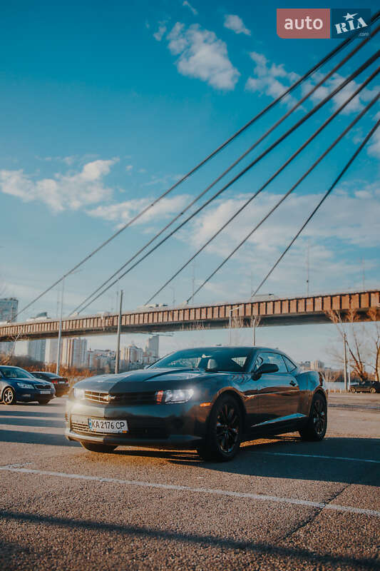 Купе Chevrolet Camaro 2015 в Киеве