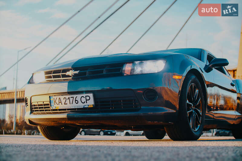 Купе Chevrolet Camaro 2015 в Киеве