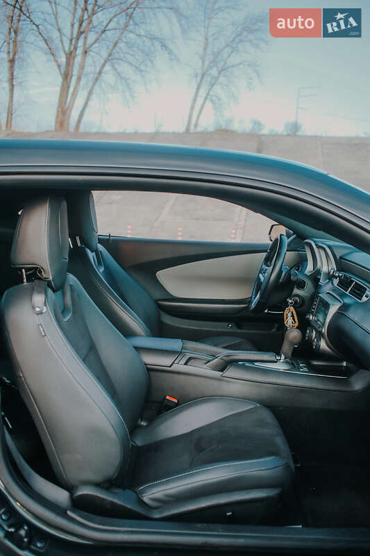 Купе Chevrolet Camaro 2015 в Киеве