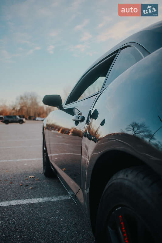 Купе Chevrolet Camaro 2015 в Киеве