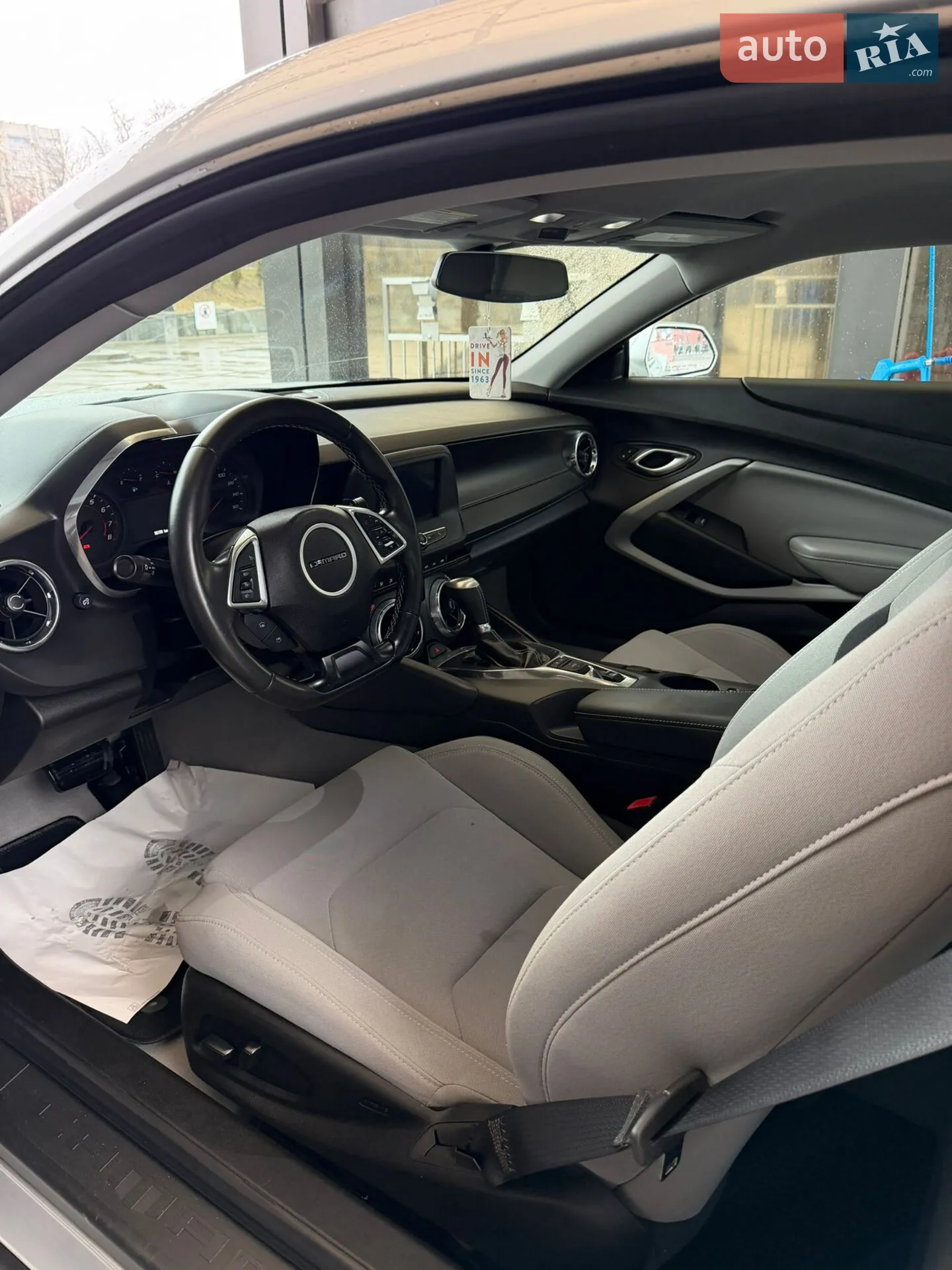 2018 Chevrolet Camaro - мініатюра 12