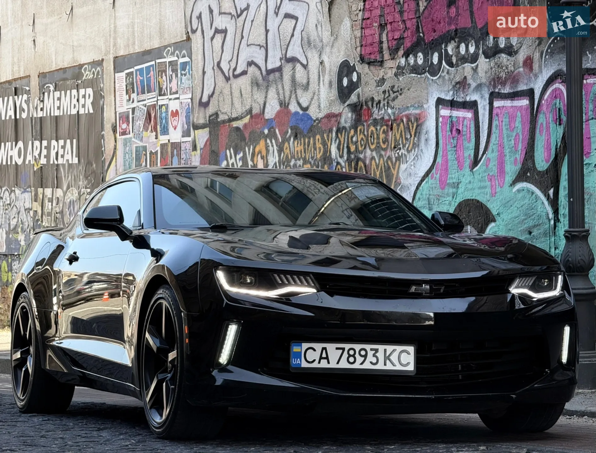 2016 Chevrolet Camaro - мініатюра 3