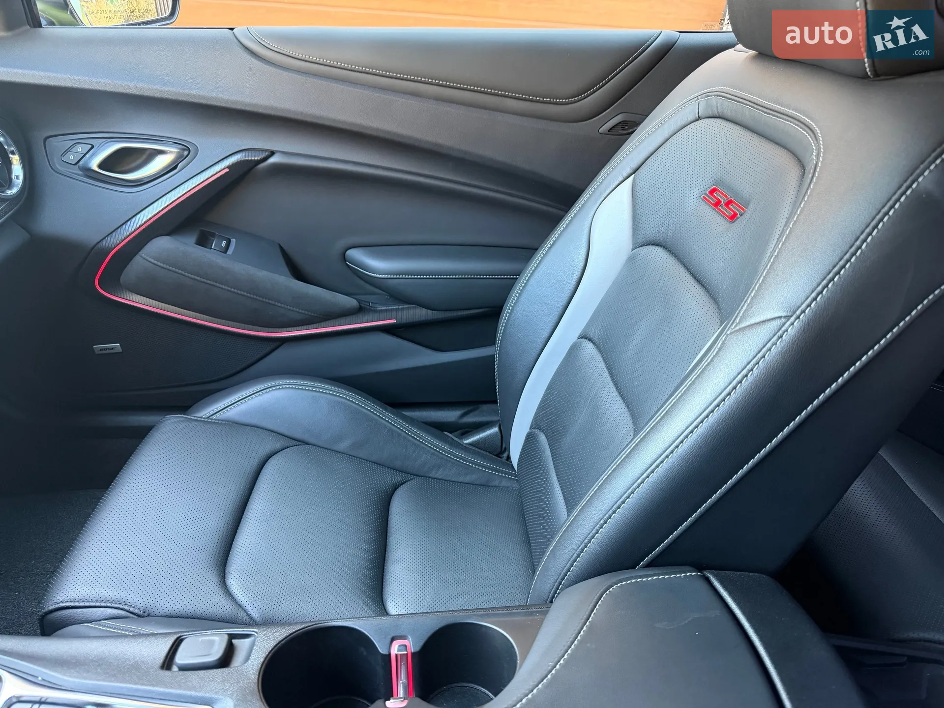 2021 Chevrolet Camaro - мініатюра 17