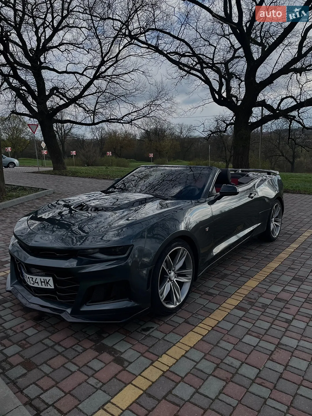 2018 Chevrolet Camaro - мініатюра 2