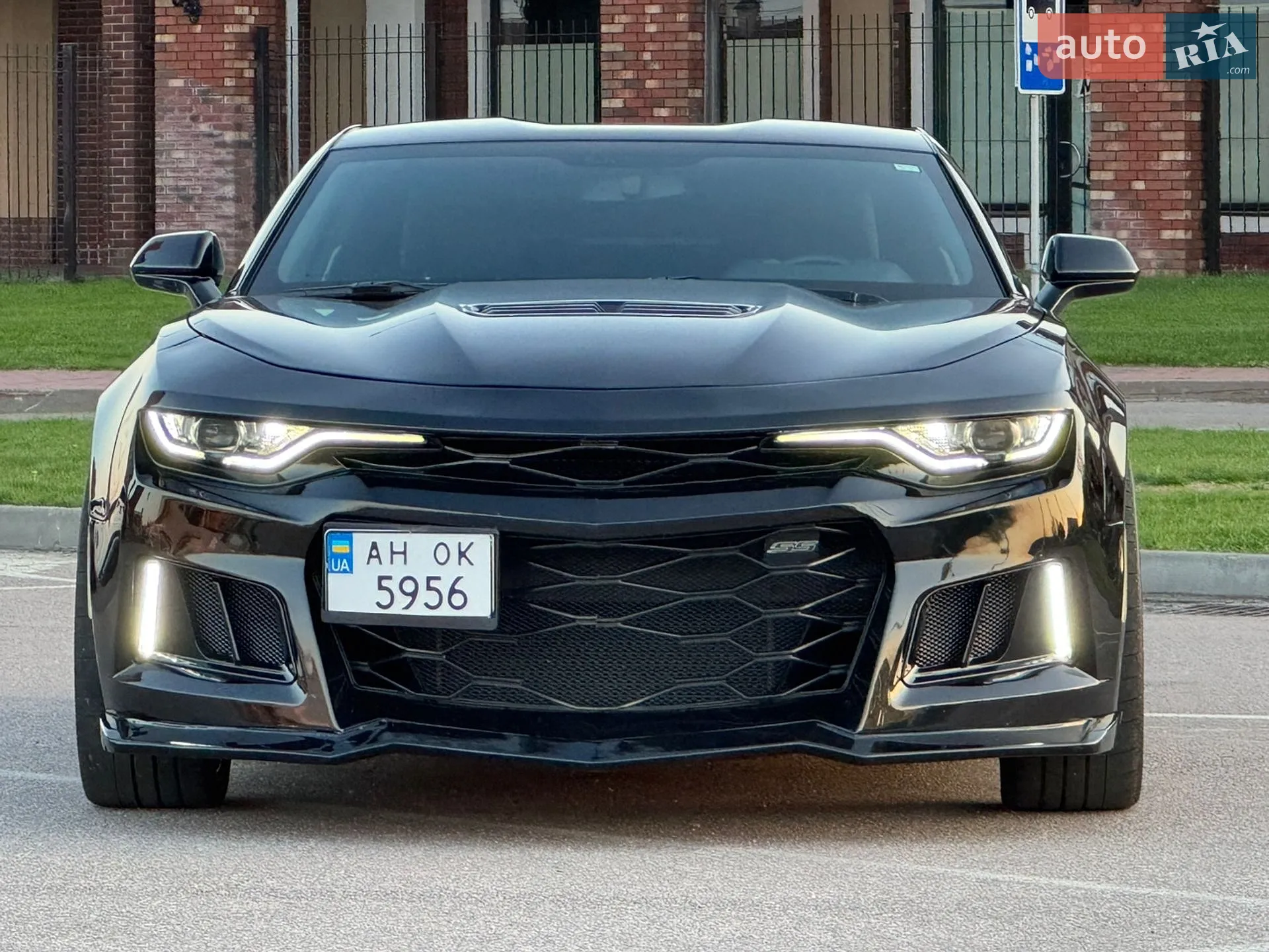2018 Chevrolet Camaro - мініатюра 3