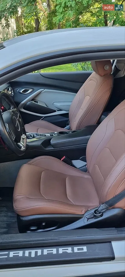 2019 Chevrolet Camaro - мініатюра 12