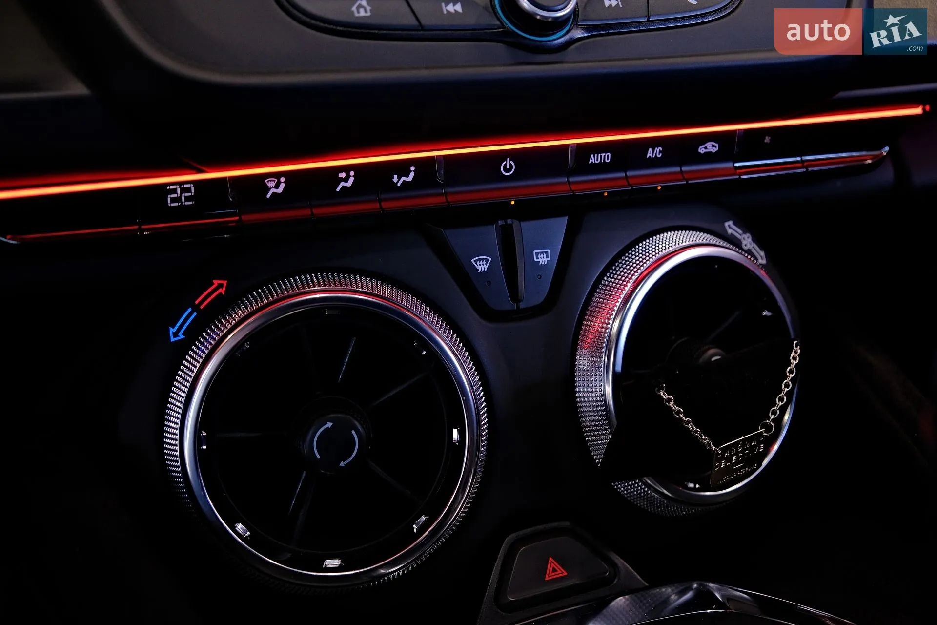 2019 Chevrolet Camaro - мініатюра 30