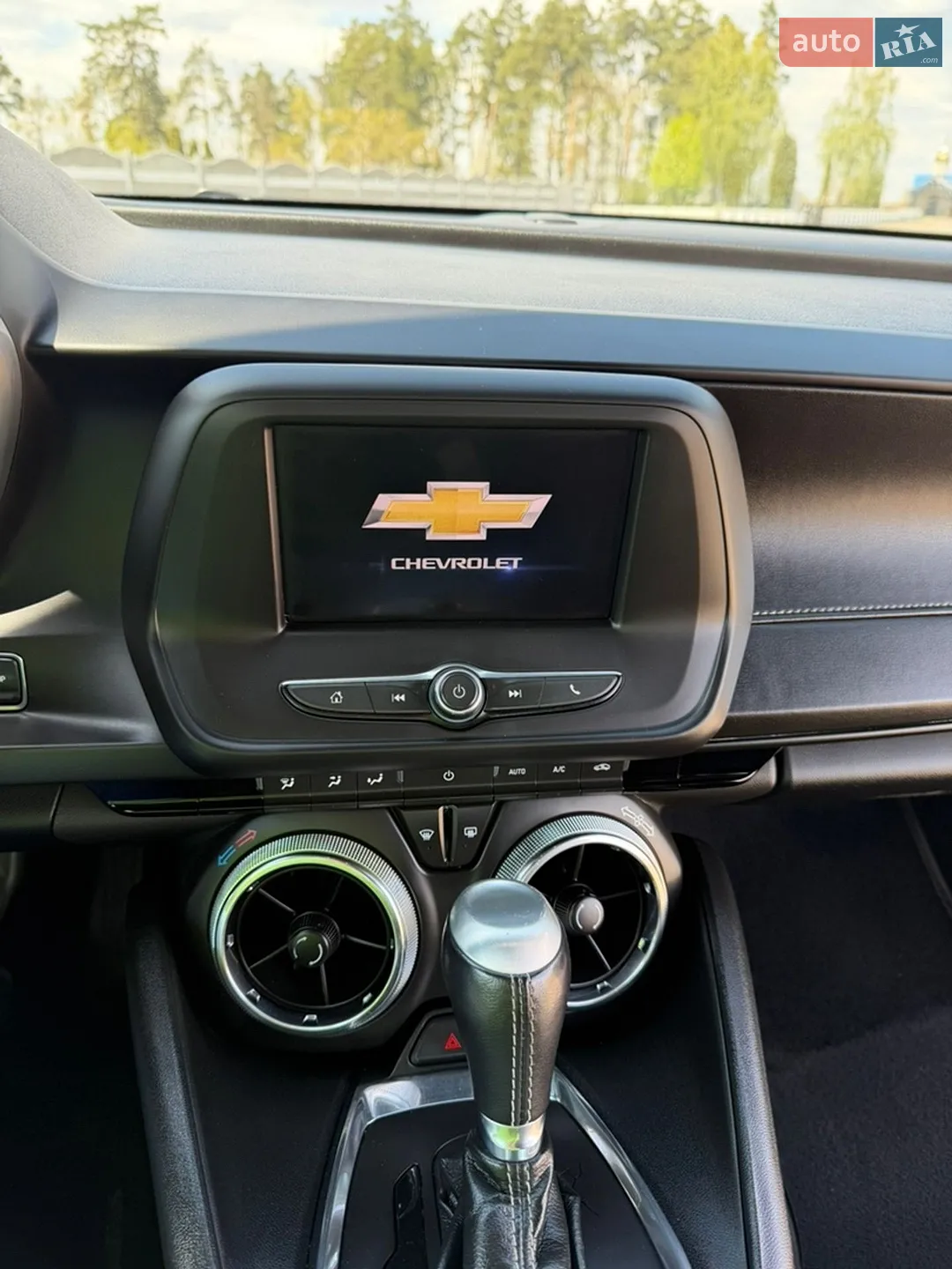 2019 Chevrolet Camaro - мініатюра 16