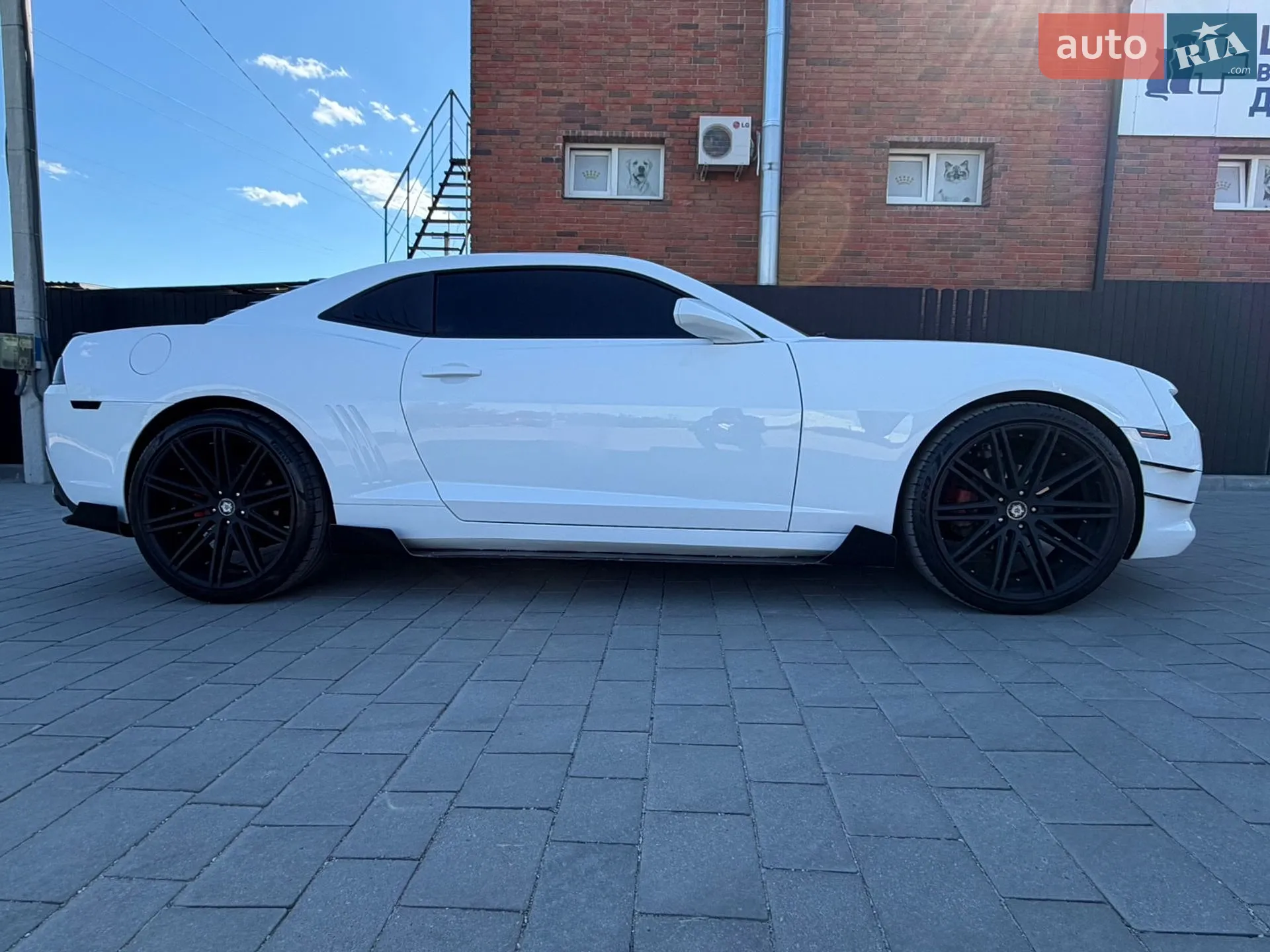2015 Chevrolet Camaro - мініатюра 9