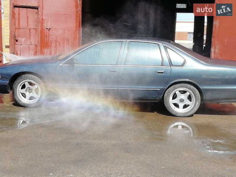 Седан Chevrolet Caprice 1996 в Киеве