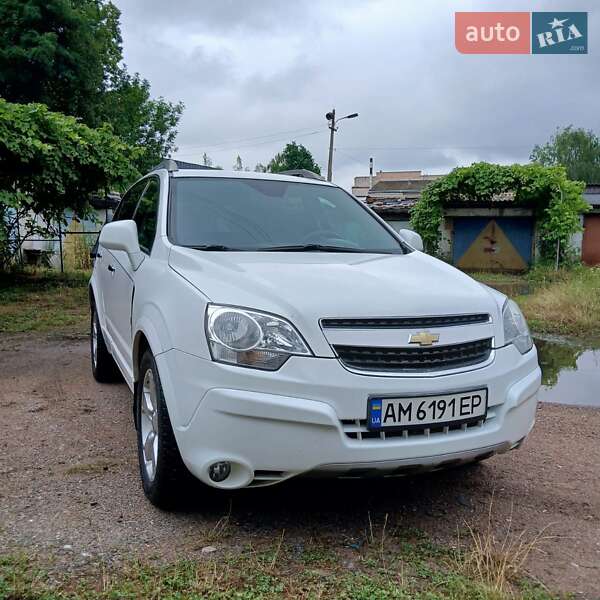 Внедорожник / Кроссовер Chevrolet Captiva Sport 2014 в Коростене