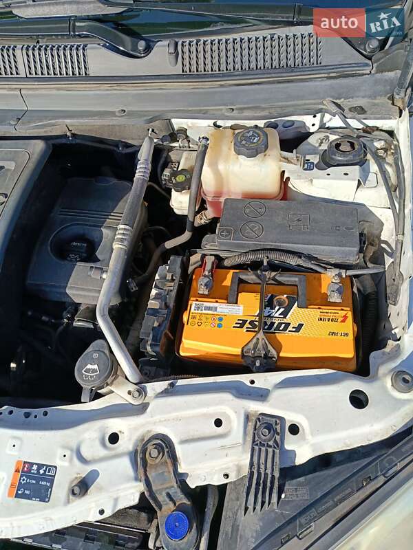 Позашляховик / Кросовер Chevrolet Captiva Sport 2014 в Києві