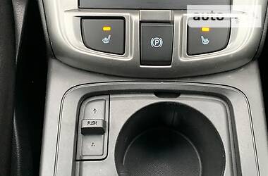 Позашляховик / Кросовер Chevrolet Captiva 2012 в 