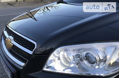 Позашляховик / Кросовер Chevrolet Captiva 2010 в 