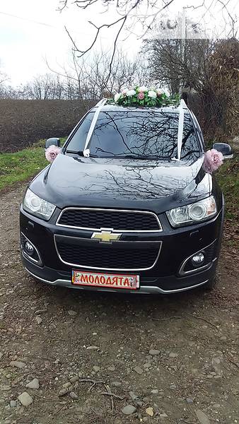 Позашляховик / Кросовер Chevrolet Captiva 2013 в 