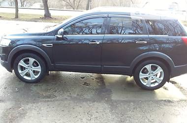 Позашляховик / Кросовер Chevrolet Captiva 2013 в 