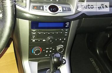 Позашляховик / Кросовер Chevrolet Captiva 2011 в 