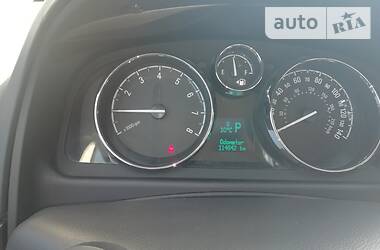 Позашляховик / Кросовер Chevrolet Captiva 2014 в 
