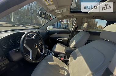Позашляховик / Кросовер Chevrolet Captiva 2013 в 
