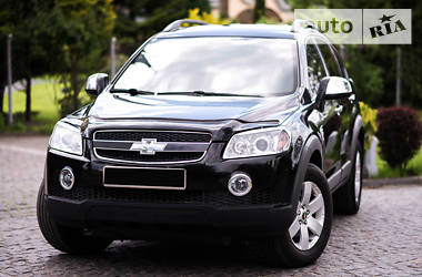 Позашляховик / Кросовер Chevrolet Captiva 2008 в 