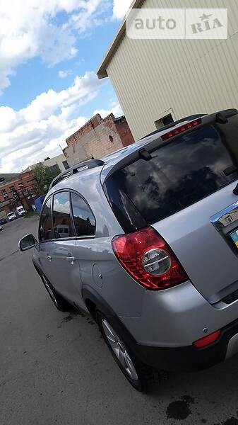 Позашляховик / Кросовер Chevrolet Captiva 2008 в Умані