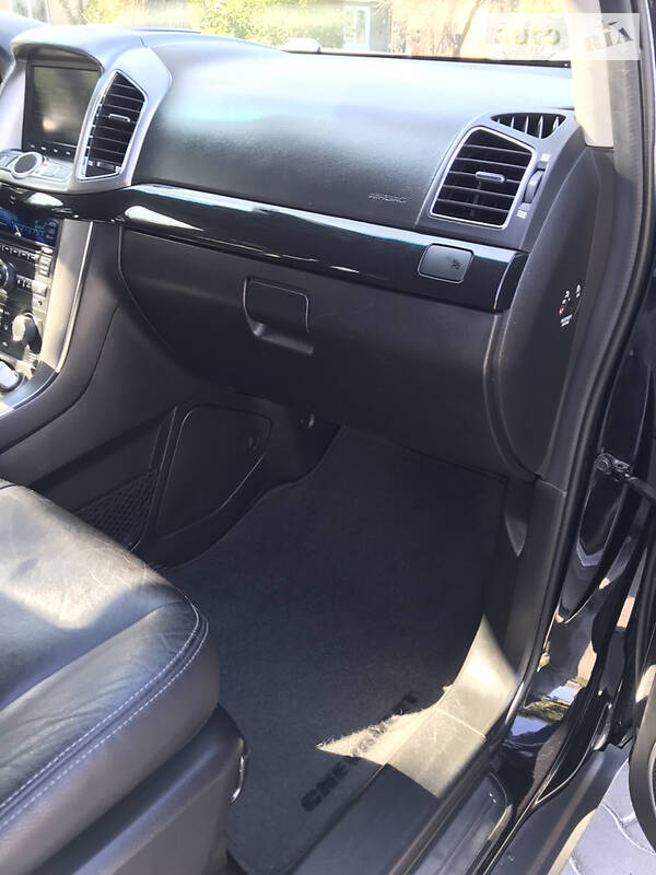 Внедорожник / Кроссовер Chevrolet Captiva 2011 в Сокале