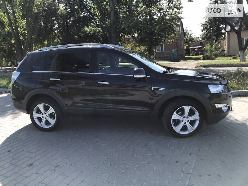 Внедорожник / Кроссовер Chevrolet Captiva 2011 в Сокале