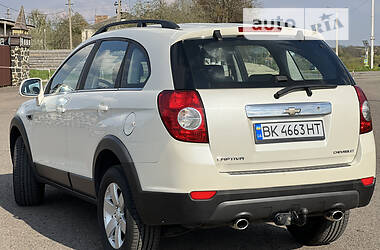 Внедорожник / Кроссовер Chevrolet Captiva 2012 в Ровно