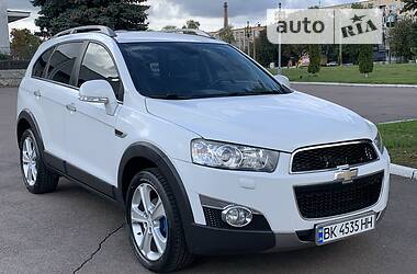 Внедорожник / Кроссовер Chevrolet Captiva 2011 в 