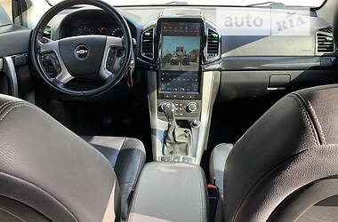 Внедорожник / Кроссовер Chevrolet Captiva 2011 в 